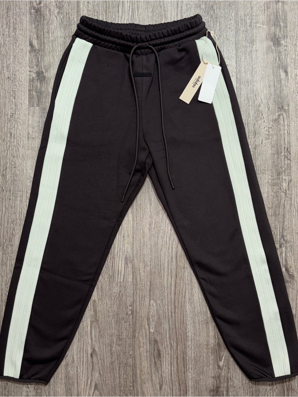 Adidas Fear Of God Athletics Men’s Size S Night Brown Pants NW Authentic